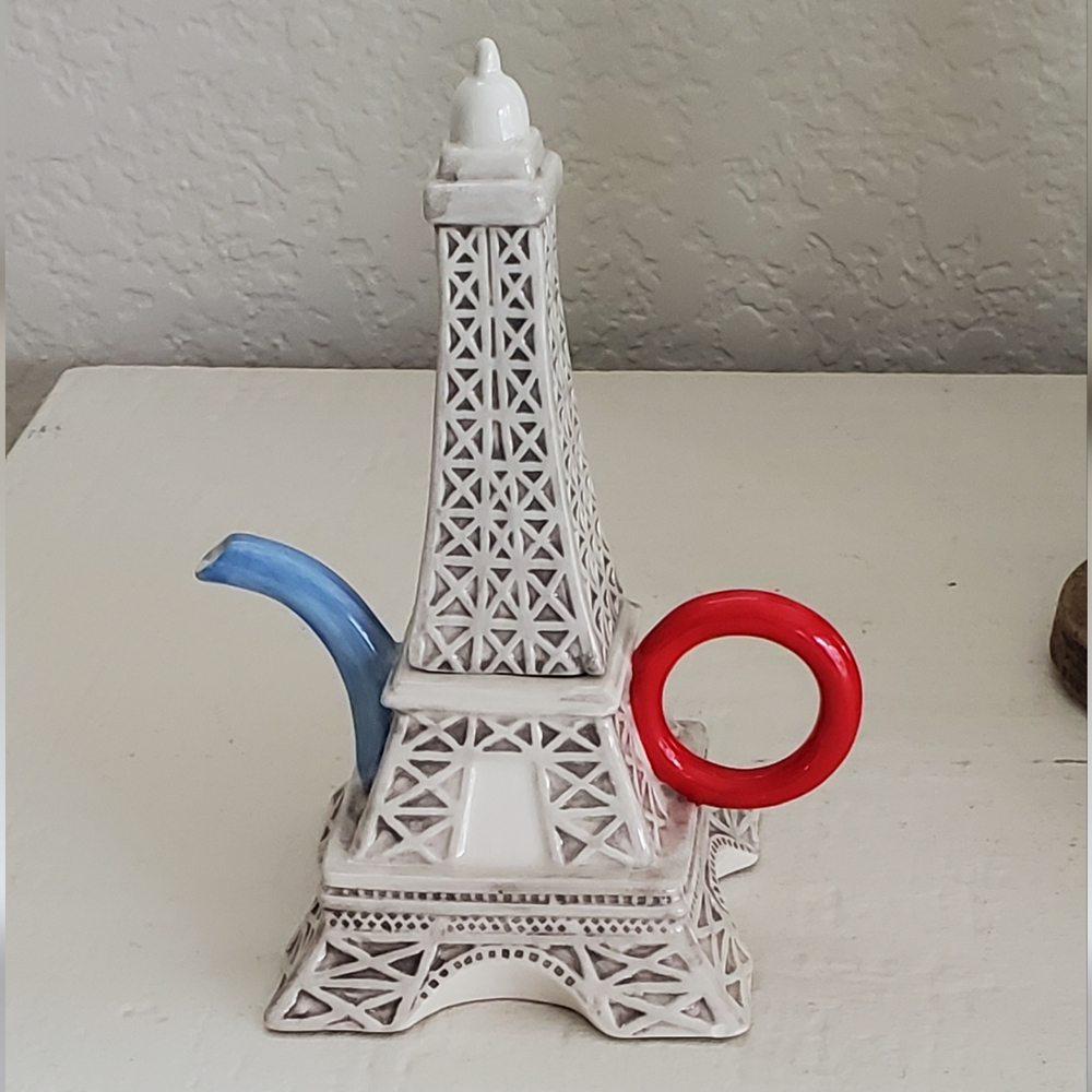 Fitz and Floyd Miniature Ceramic Eiffel Tower Tea Pot, 5.75", Vintage, EUC - Picture 2 of 16